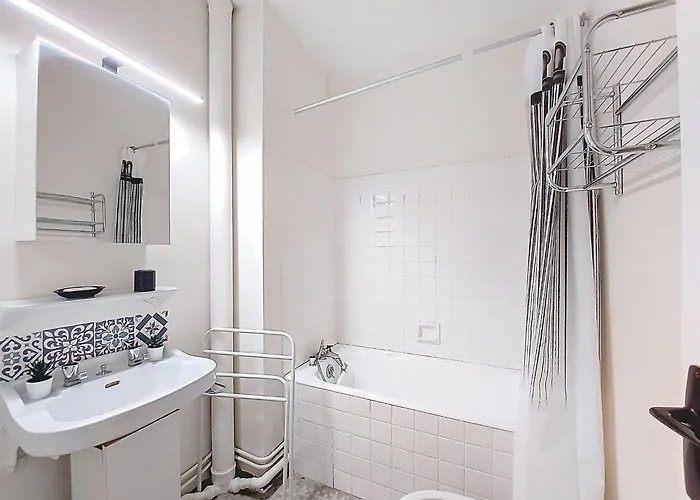 Apartment La Centrale-10 By Interhome